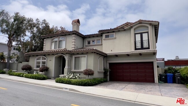 Photo - 1011 Green Ln