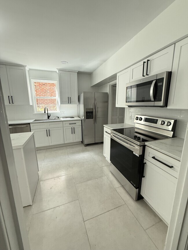 Photo - 7801 St Charles Ave