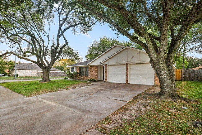 Photo - 1003 Valley Ranch Dr