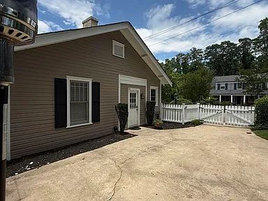 Photo - 160 Ivy St