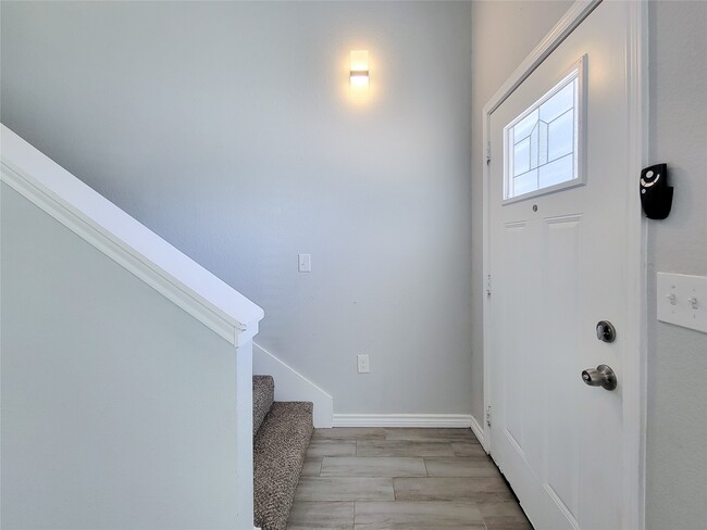 Photo - 16684 E Ivanhoe St
