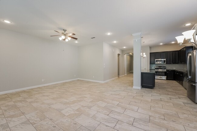 Photo - 415 Rocky Briar Ct
