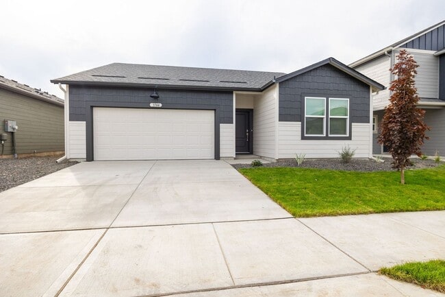 Building Photo - Modern One-Level Rancher South Spokane Valley Community - Elk Meadow Estate