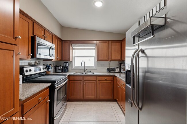 Photo - 401 Claudia Dr