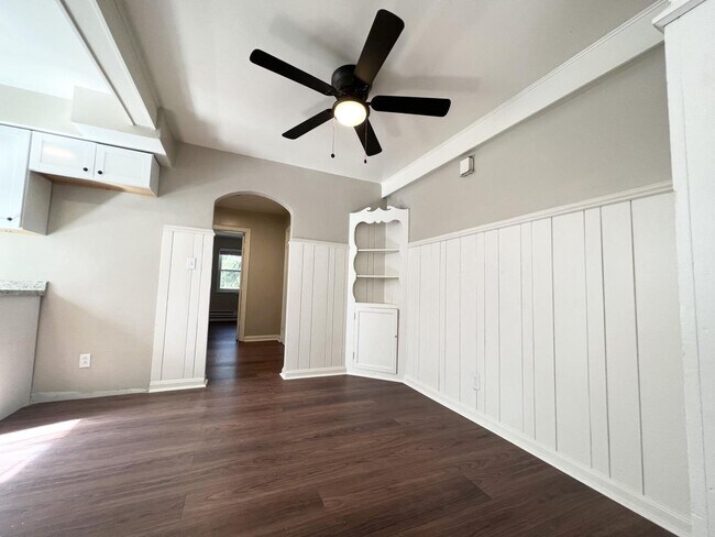 4567 Paddock Rd Unit 2