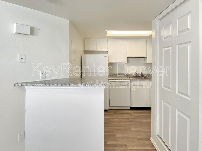 Building Photo - 17053 E Tennessee Dr Unit 207 Rental