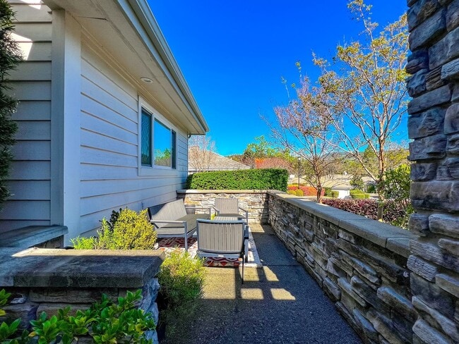 Photo - Luxury Living in one of Napa Valley's Most Prestigious Gated Commmunities