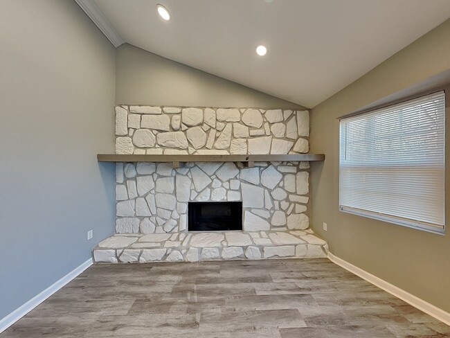 Photo - 5835 Brenda Dr