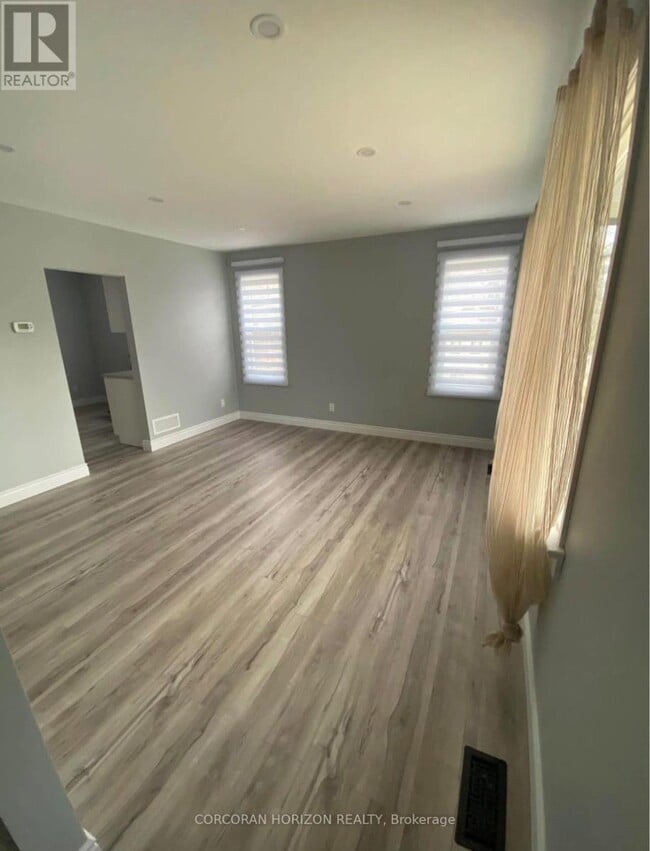 Photo - 53 Josephine St