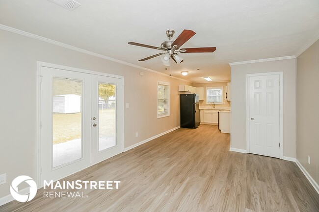 Photo - 6440 Connell Rd