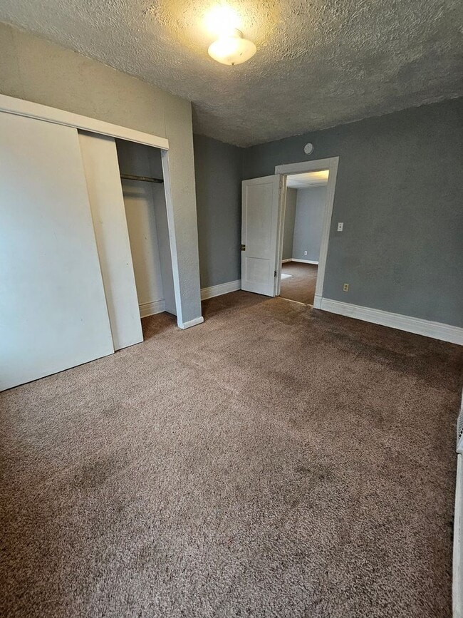 Photo - 1014 E 5th St Unit 1014 E 5th St #2