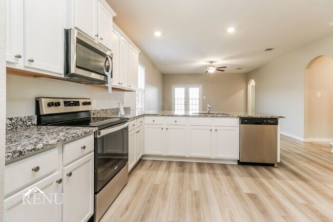 Photo - 25393 Cypress Bend Dr