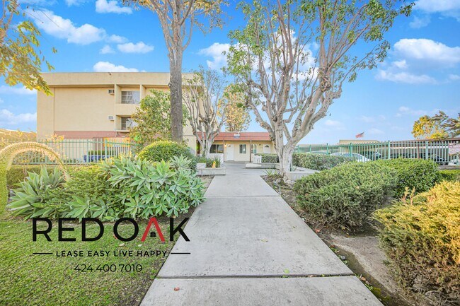 Photo - Lovely Studio with Lots of Natural Light, ... Unit 114