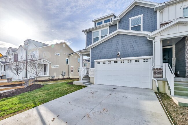 5117 W Harlow Wy