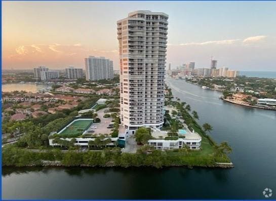 Building Photo - 20505 E Country Club Dr Unit 734 Rental
