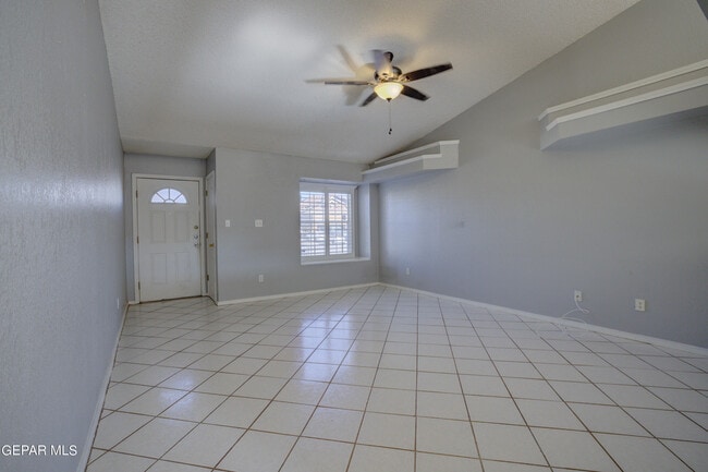 Photo - 3404 Rosinie Rose Pl