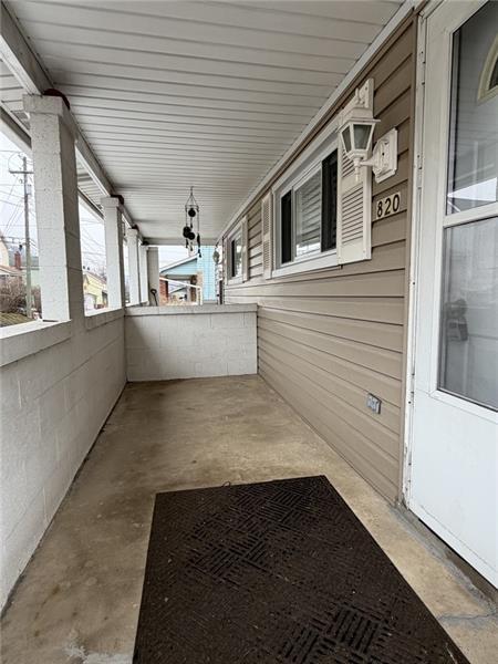 Photo - 820 Jacoby Rd