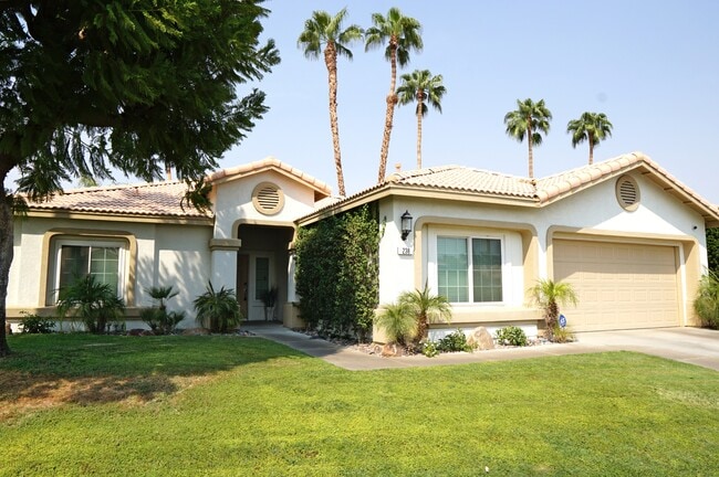 Building Photo - 238 Strada Fortuna