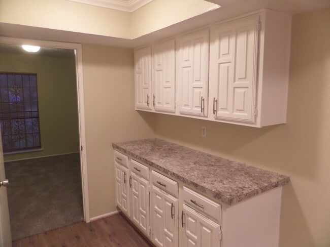 Photo - 14611 Leacrest Dr