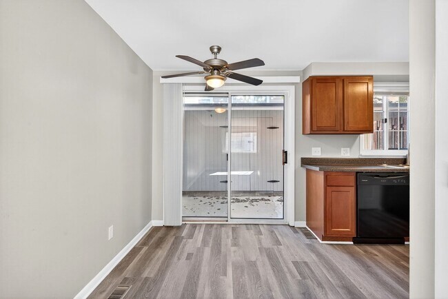 Photo - 335 1st Ave NW Unit 5