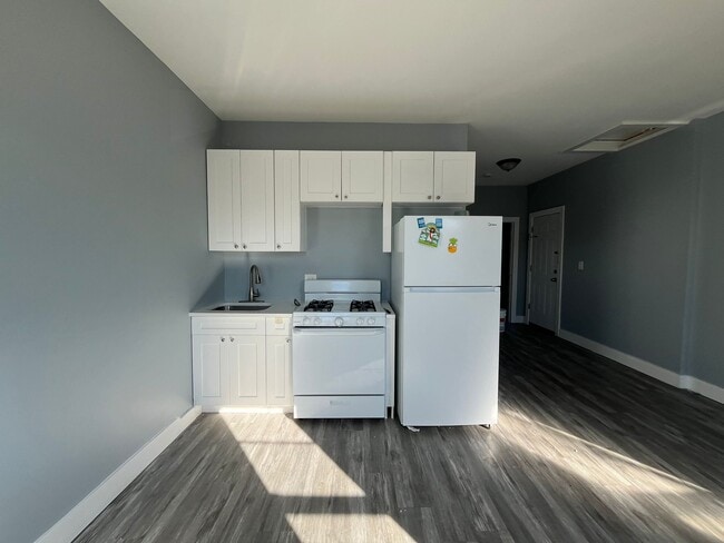 Photo - 170 Fulton Ave Unit 1