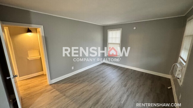 Photo - 1059 Maria St