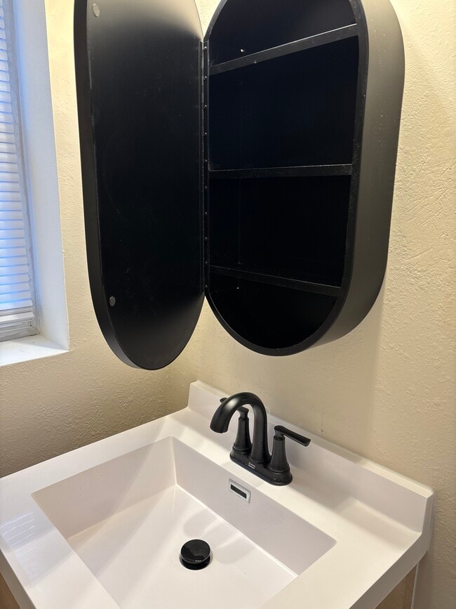 Photo - 626 S 19th St Unit 7