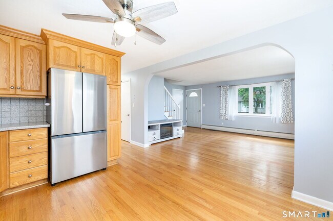 Photo - 100 Ben St