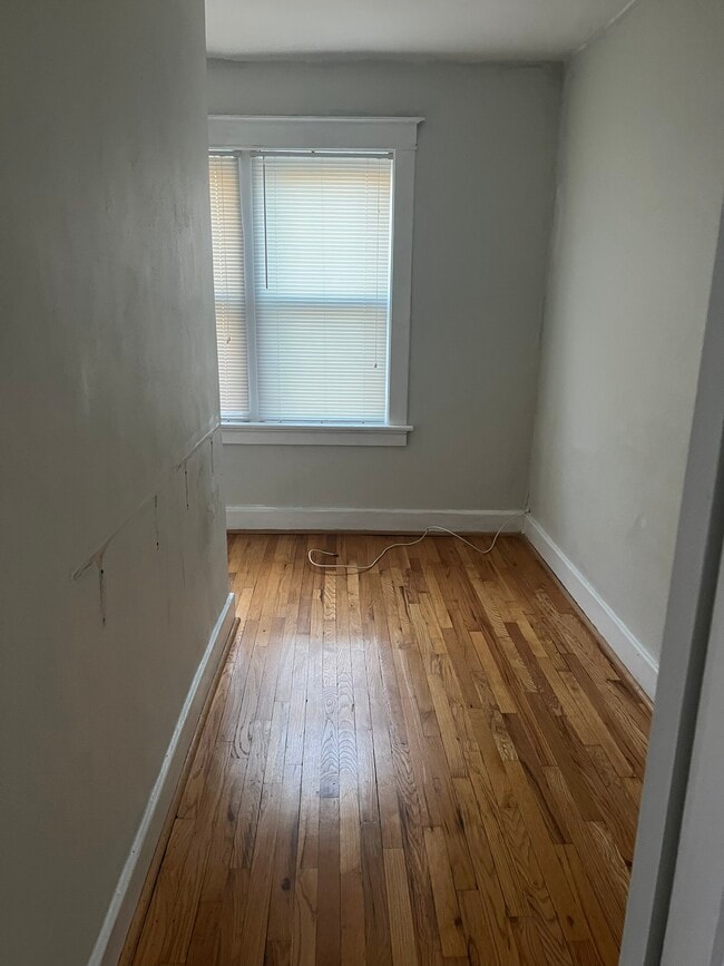 Photo - 1229 Claytonia Ter Unit 2