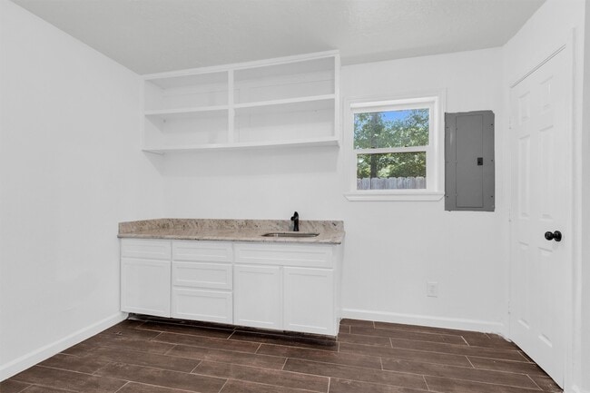 Photo - 21630 Punkin St