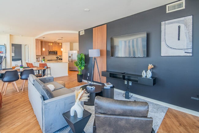 Photo - 44 W Monroe St Unidad ID1388726P