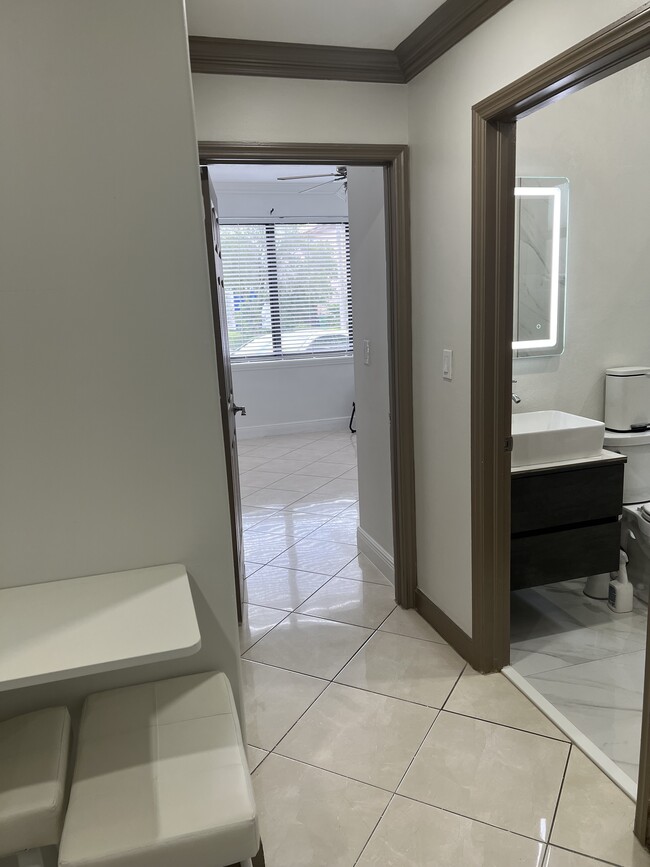 Photo - 13991 SW 152nd Ter Unit KENDALL MOVE-IN -Special