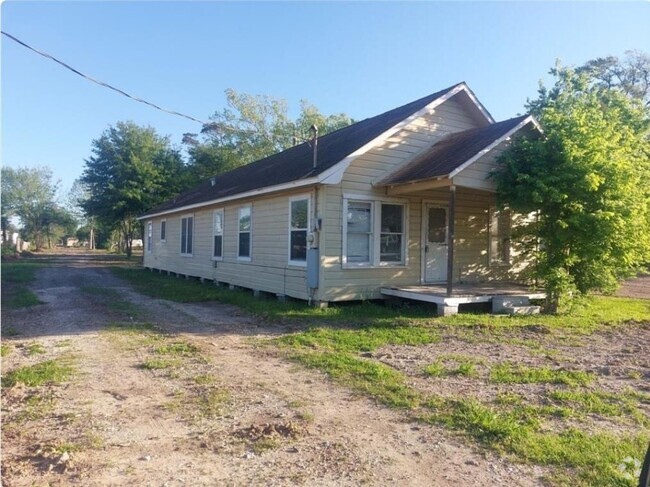 Building Photo - 16317 Avenue D Rental