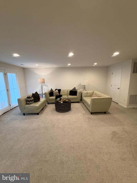 Photo - 200 Iannelli Rd
