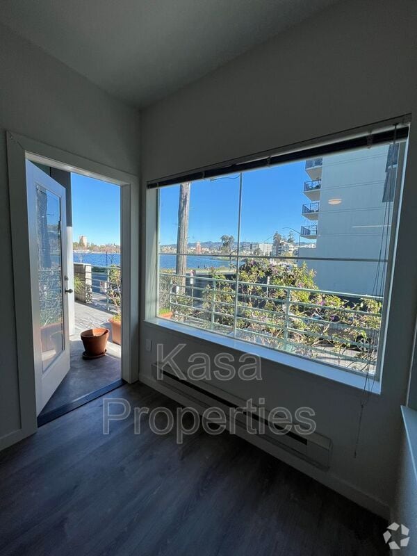 Building Photo - 1524 1st Ave Rental