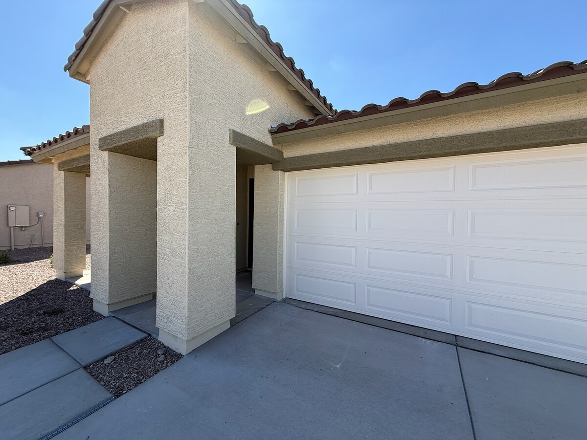 Photo - 729 Dylan Ct