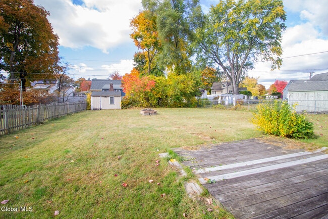 Photo - 5 Huckleberry Ln