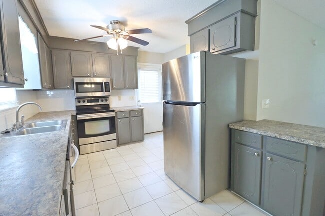 Photo - Charming Columbia Home Minutes to Fort Jackson! Available March 2026!