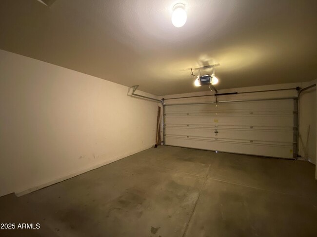 Photo - 22250 W Twilight Trail