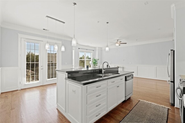 Photo - 2802 Morrison St Unit 206