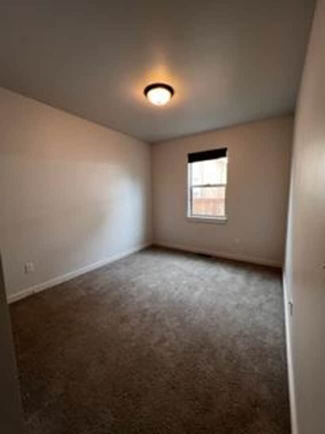 Building Photo - Beautiful single-level  home in Bozeman