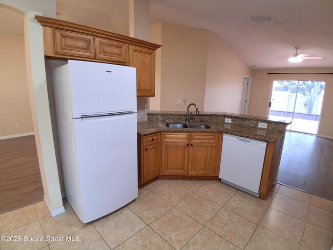 Photo - 660 Wickham Lakes Dr