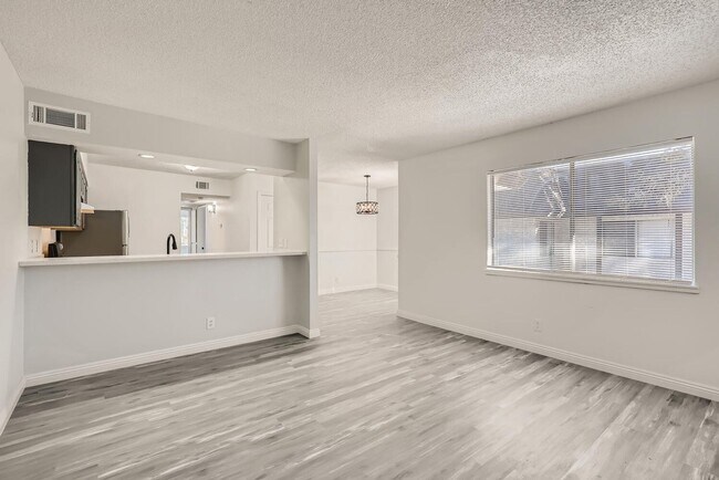 Photo - Lovely 2 Bedroom Condo Near the Strip!