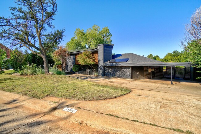 Stunning Mid-Century Modern Home with Saun... - Stunning Mid-Century Modern Home with Saun...