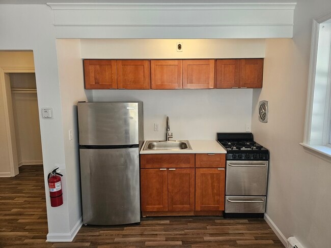 Building Photo - 17 Old Allamuchy Rd Unit 1 Rental
