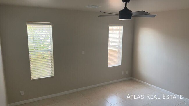 Photo - 528 W La Jolla Dr