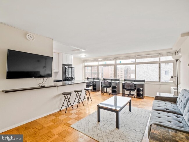 Photo - 2401 H St NW Unit 804