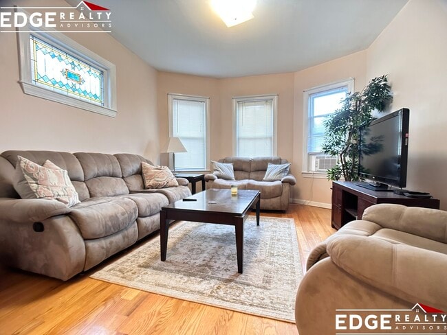 Photo - 64 Brooks St Unidad 3