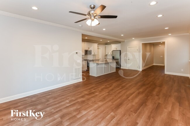 Photo - 1250 Pless St NW