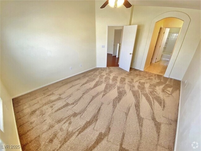 Building Photo - 8735 Tomnitz Ave Unit 101 Rental